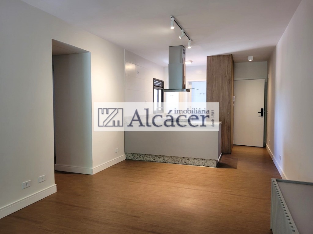 Apartamento para locacao no Portao em Curitiba com 134m² por R$ 7.375,00