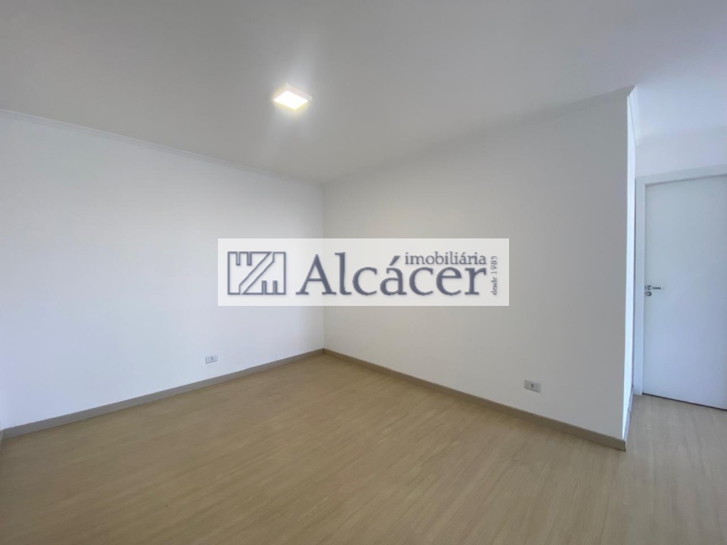 Apartamento para alugar em Centro Civico, Curitiba — Portal Chave Fácil