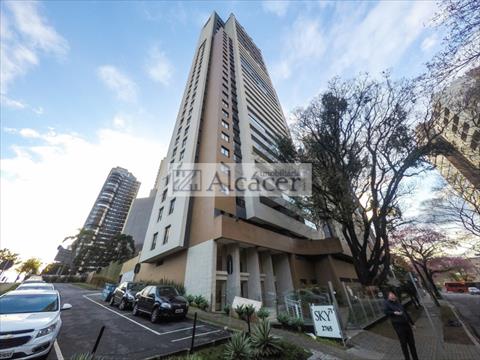 Apartamento para locacao no Champagnat em Curitiba com 101m² por R$ 4.375,00