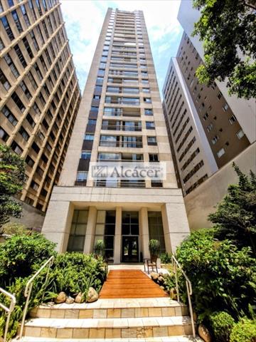 Apartamento para locacao no Centro em Curitiba com 152m² por R$ 6.000,00