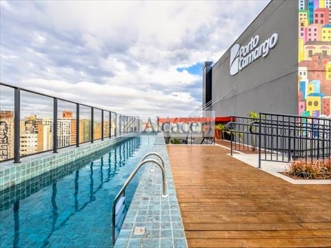 Apartamento para locacao no Centro em Curitiba com 45m² por R$ 2.875,00