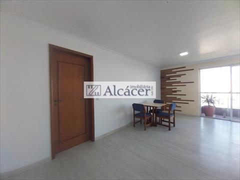Apartamento para locacao no Centro em Curitiba com 177m² por R$ 5.375,00
