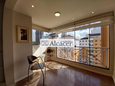 Cobertura para locacao no Mossungue em Curitiba com 210m² por R$ 10.000,00