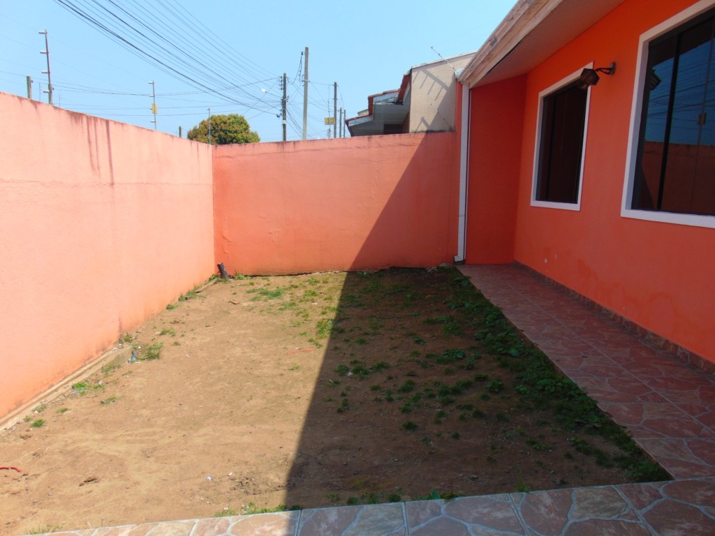 Residência para locacao no Nova Trento em Campo Largo com 85m² por R$ 2.000,00