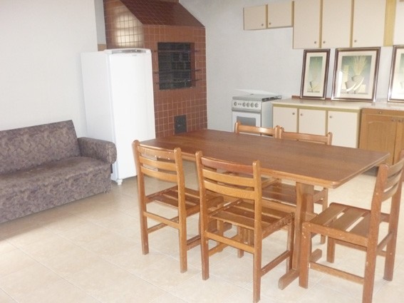 Apartamento para locacao no Centro em Campo Largo com 100,26m² por R$ 1.800,00