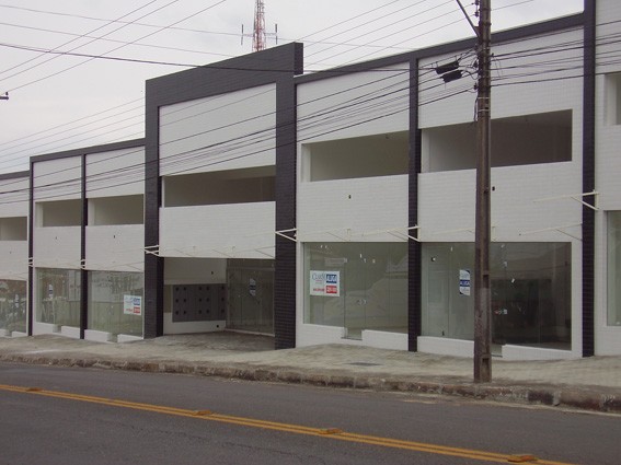 Loja para locacao no Centro em Campo Largo com 70m² por R$ 3.400,00