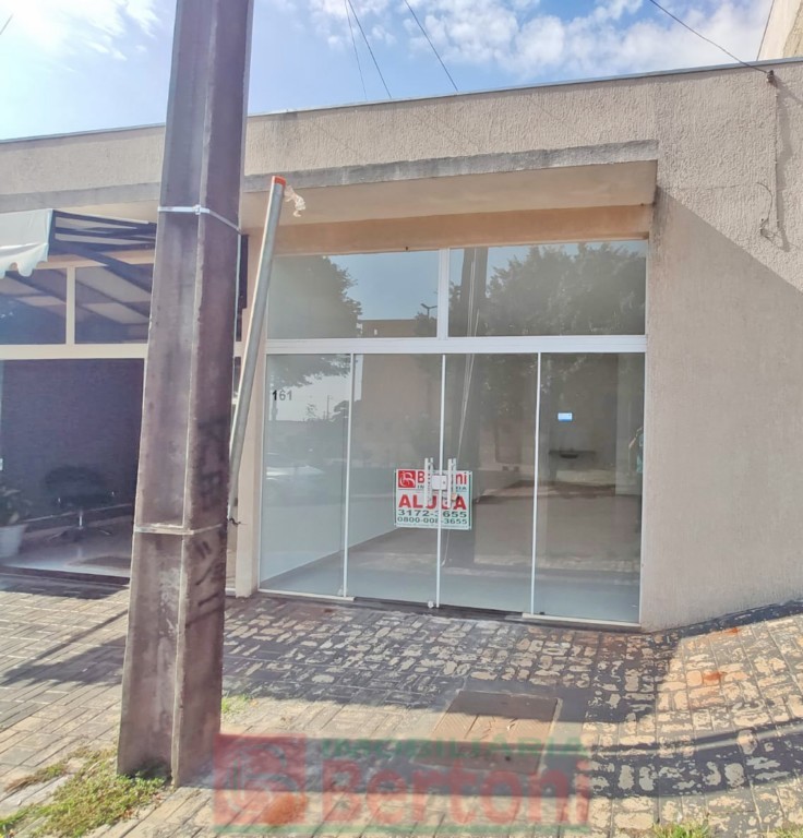 Sala Comercial para locacao no Conjunto Del Condor em Arapongas com 0m² por R$ 760,00
