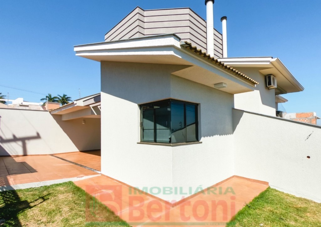 Residência para venda no Jardim Morumbi em Arapongas com 310m² por R$ 1.500.000,00
