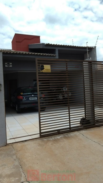 Residência para venda no Conjunto Novo Centauro em Arapongas com 90m² por R$ 270.000,00