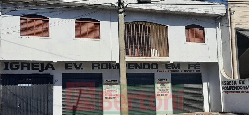 Predio Comercial para venda no Vila Bernardes em Arapongas com 656m² por R$ 1.300.000,00