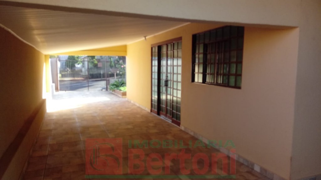 Residência para venda no Conjunto Flamingos em Arapongas com 120m² por R$ 200.000,00