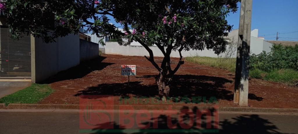 Terreno para venda no Jardim Interlagos em Arapongas com 0m² por R$ 240.000,00