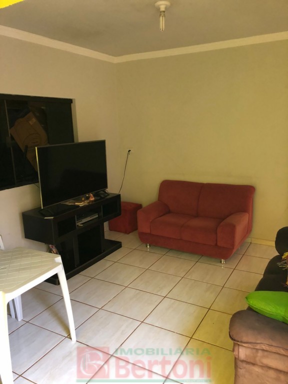 Residência para venda no Jardim Monaco em Arapongas com 100m² por R$ 200.000,00