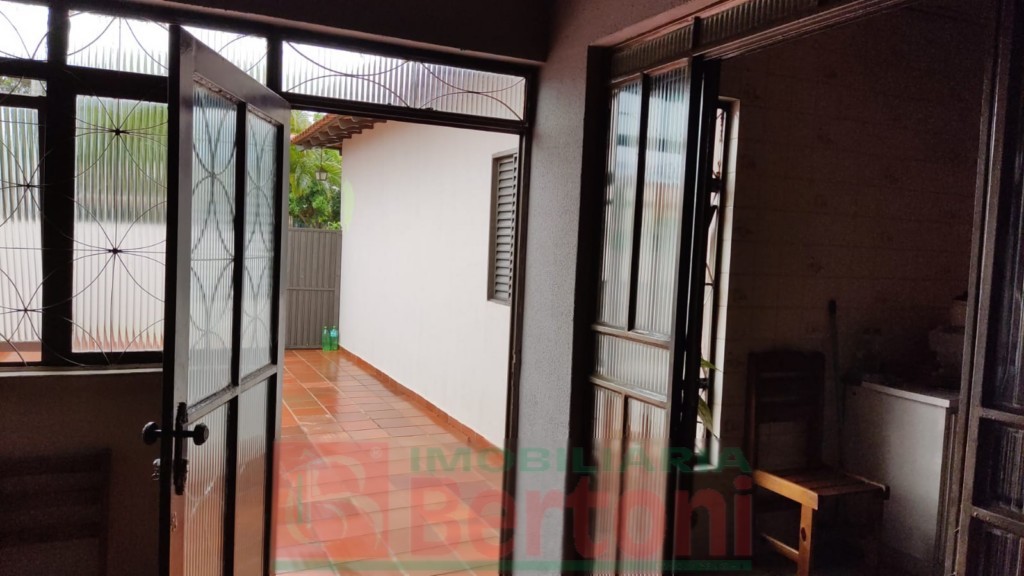 Residência para venda no Vila Araponguinha em Arapongas com 150m² por R$ 450.000,00