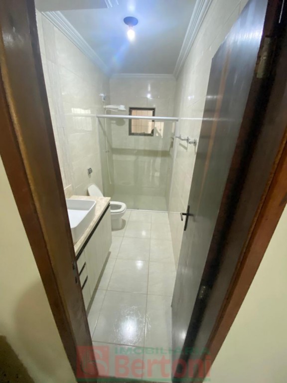 Residência para venda no Jardim Santo Antonio em Arapongas com 140m² por R$ 360.000,00