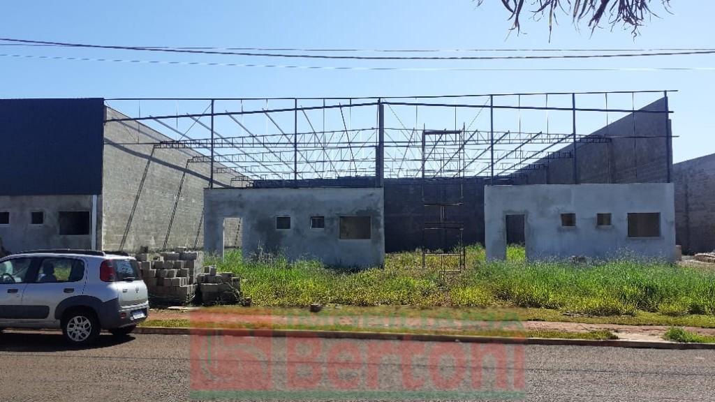 Barracão para locacao no Jardim Parana em Arapongas com 345m² por R$ 4.000,00