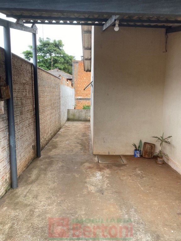 Residência para venda no Jardim Sao Bento em Arapongas com 0m² por R$ 150.000,00
