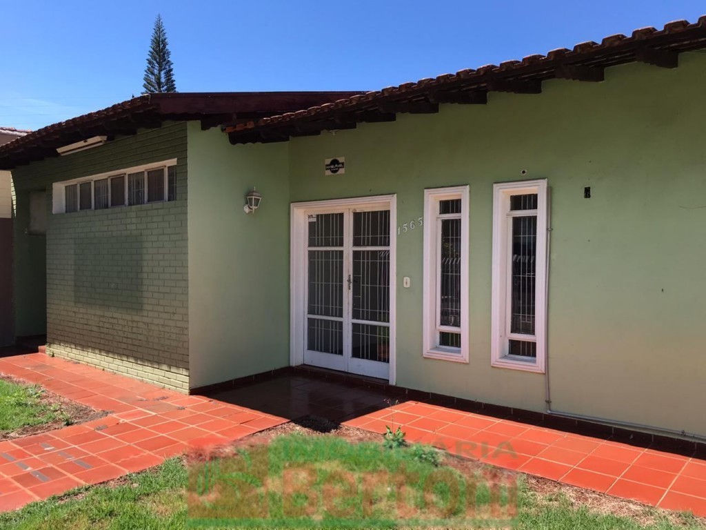 Residência Comercial para venda no Centro em Arapongas com 255,46m² por R$ 1.500.000,00