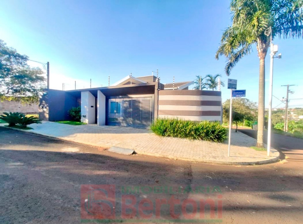 Residência para venda no Vila Cascata em Arapongas com 196m² por R$ 1.300.000,00