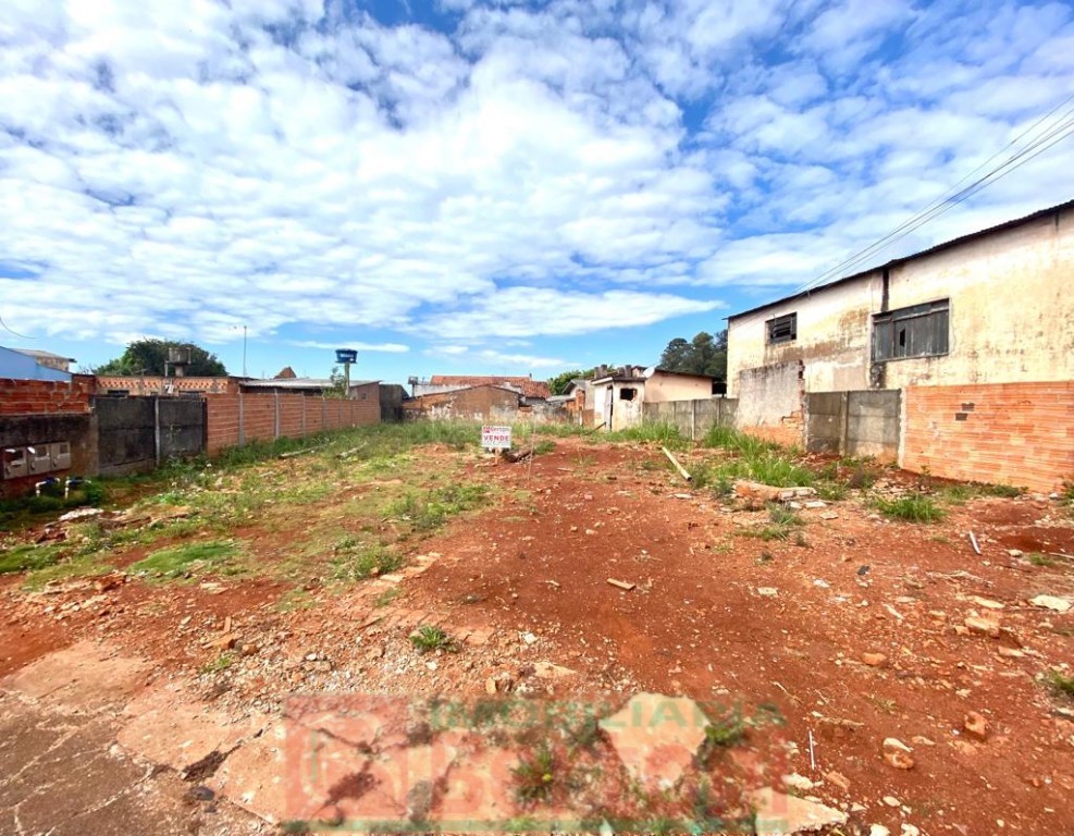 Terreno para venda no Vila Araponguinha em Arapongas com 0m² por R$ 420.000,00
