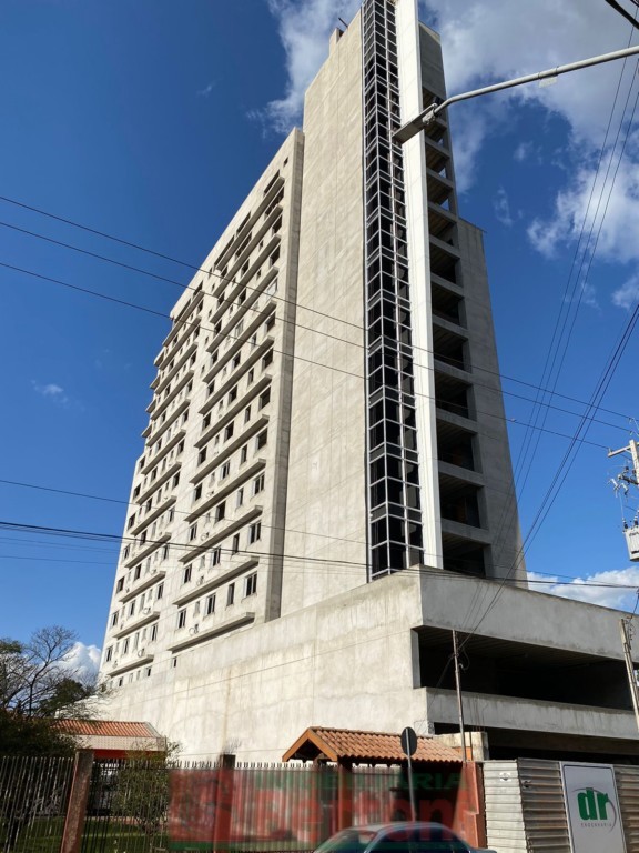 Apartamento para venda no Centro em Arapongas com 104,42m² por R$ 220.000,00