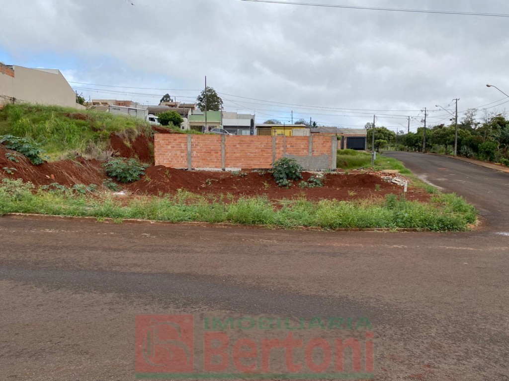 Terreno para venda no Jardim San Raphael V em Arapongas com 0m² por R$ 150.000,00