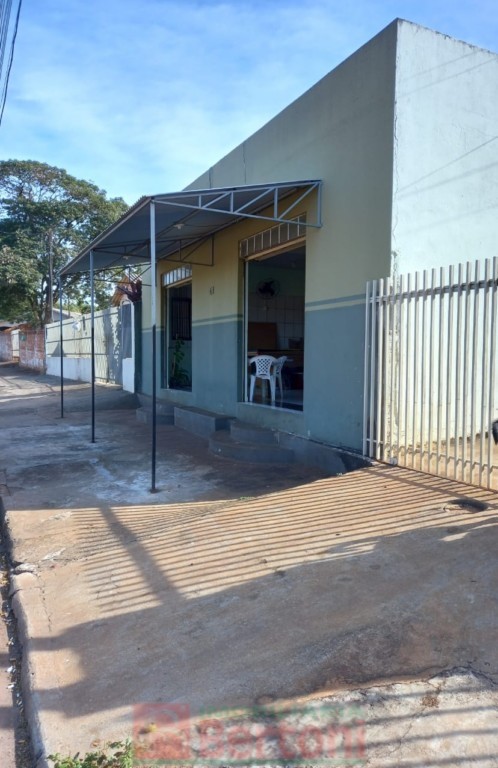 Residência para venda no Conjunto Tropical em Arapongas com 160m² por R$ 320.000,00