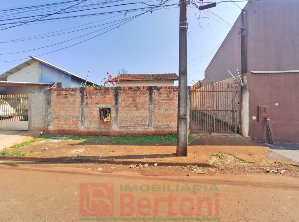 Residência para venda no Conjunto Del Condor em Arapongas com 0m² por R$ 130.000,00