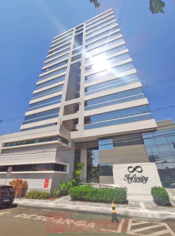 Apartamento para venda no Centro em Arapongas com 136m² por R$ 1.400.000,00