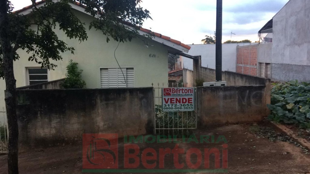 Residência para venda no Conjunto Novo Centauro em Arapongas com 0m² por R$ 150.000,00