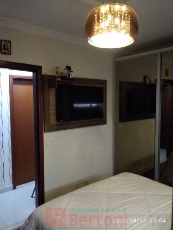 Apartamento para venda no Residencial Tozzi em Arapongas com 84,32m² por R$ 320.000,00