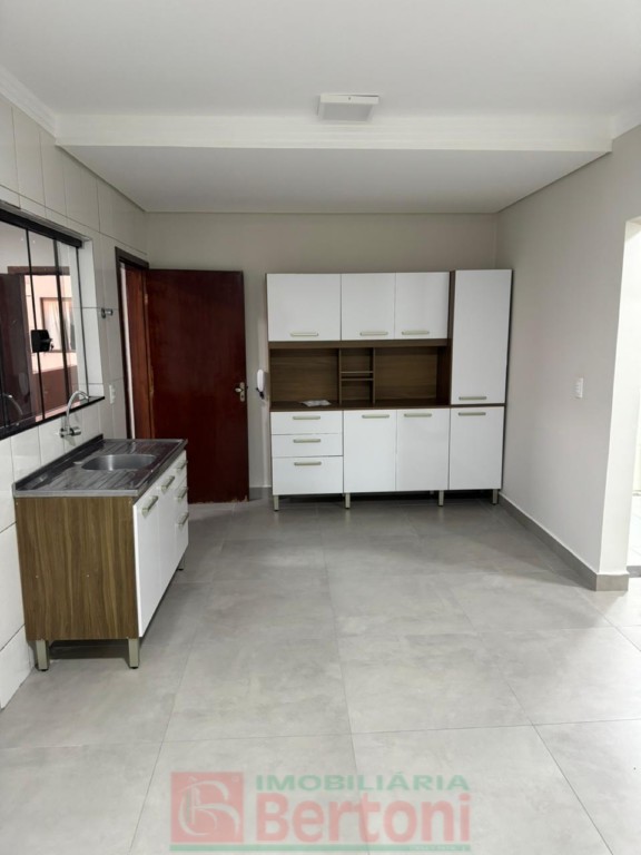 Apartamento para locacao no Vila Nova em Arapongas com 0m² por R$ 880,00