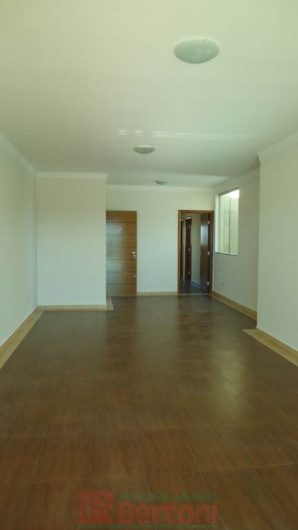 Apartamento para venda no Centro em Arapongas com 151m² por R$ 750.000,00