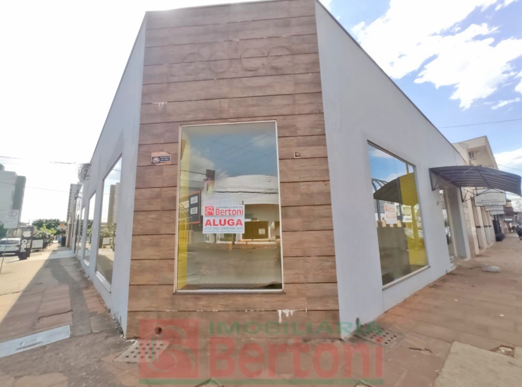 Sala Comercial para locacao no Centro em Arapongas com 285m² por R$ 8.500,00