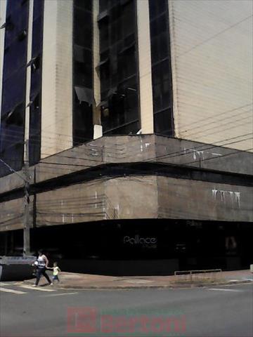 Sala Comercial para venda no Centro em Arapongas com 0m² por R$ 170.000,00