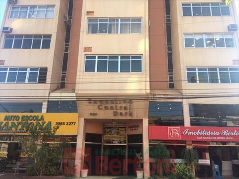 Sala Comercial para vendalocacaovenda e locacao no Centro em Arapongas com 268m² por R$ 360.000,001.550,00