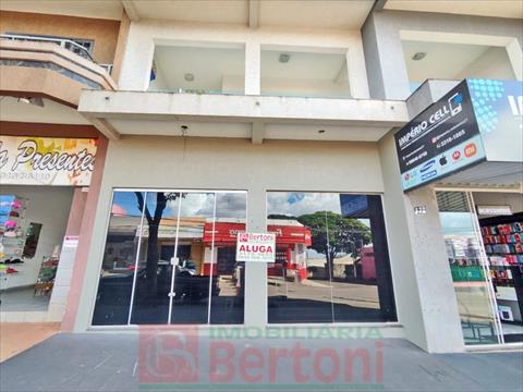 Sala Comercial para locacao no Conjunto Del Condor em Arapongas com 0m² por R$ 2.090,00