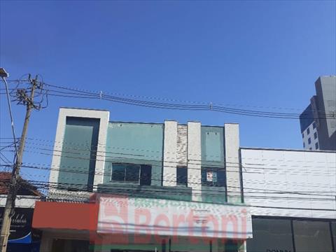 Sala Comercial para locacao no Centro em Arapongas com 200m² por R$ 3.000,00