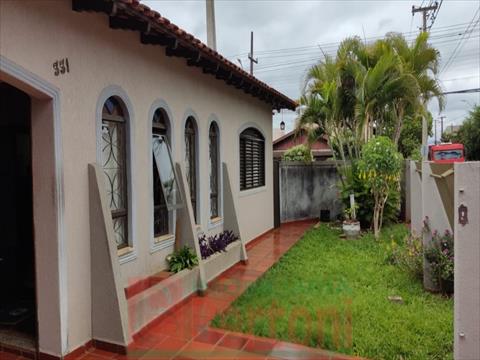 Residência para venda no Vila Araponguinha em Arapongas com 150m² por R$ 450.000,00