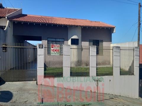 Residência para venda no Jardim Santo Antonio em Arapongas com 100m² por R$ 300.000,00