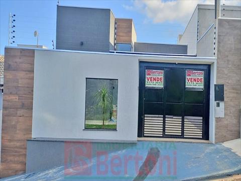 Residência para venda no Herminio e Maria em Arapongas com 126m² por R$ 250.000,00