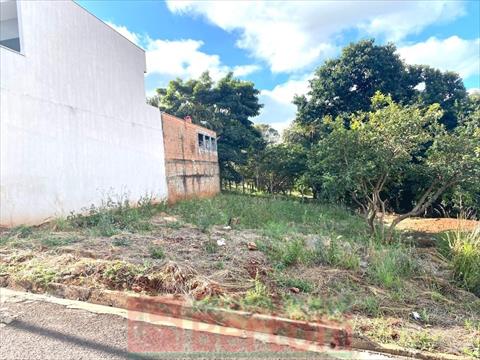 Terreno para venda no Jardim Santa Alice em Arapongas com 0m² por R$ 150.000,00