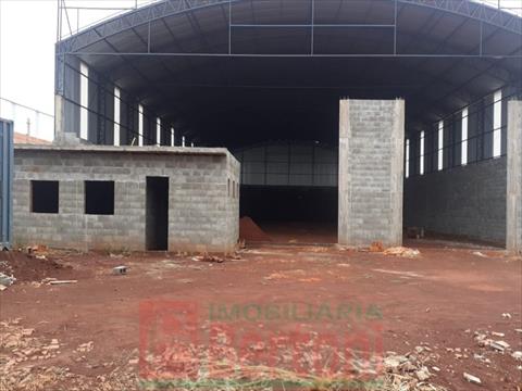 Barracão para locacao no Parque Industrial II em Arapongas com 1.300m² por R$ 10.000,00