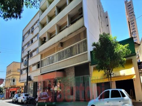 Apartamento para venda no Centro em Londrina com 27m² por R$ 120.000,00