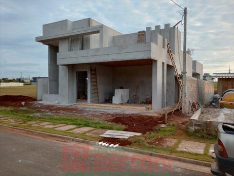 Residência para venda no Gran Residence Giardino em Arapongas com 183m² por R$ 1.290.000,00