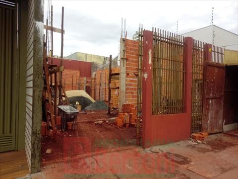 Barracão para locacao no Centro em Arapongas com 100m² por R$ 2.500,00