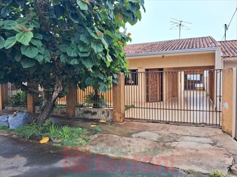 Residência para venda no Jardim Santo Antonio em Arapongas com 120m² por R$ 550.000,00