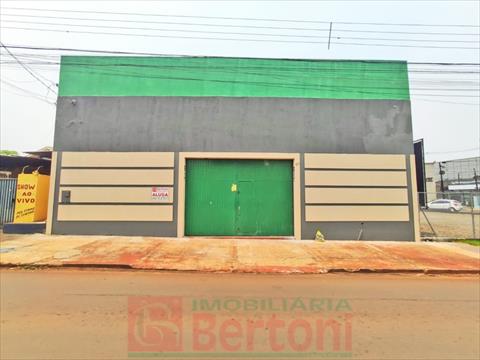 Barracão para vendalocacaovenda e locacao no Centro em Arapongas com 600m² por R$ 1.500.000,008.000,00