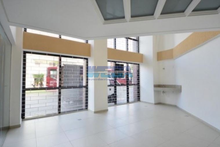 Casa à venda em Centro, Curitiba — Portal Chave Fácil