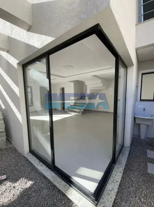 Casa à venda em Boqueirao, Curitiba — Portal Chave Fácil